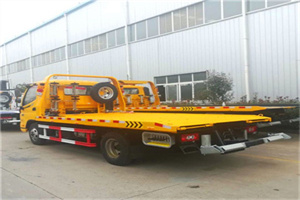 岳各庄附近拖车救援搭电